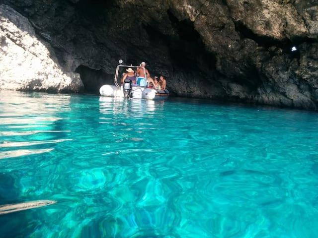 Appartamento Al Centro Di Ustica Isola di Ustica Eksteriør bilde